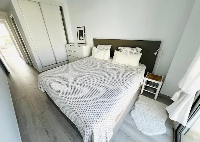 - Alquiler De Piso Cerca Del Club Nautico Дения